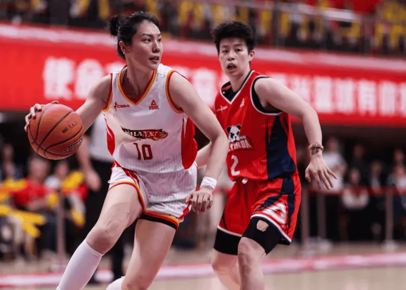 世界杯官方网站-WCBA总决赛G5：四川74-65战胜山西，获得WCBA冠军